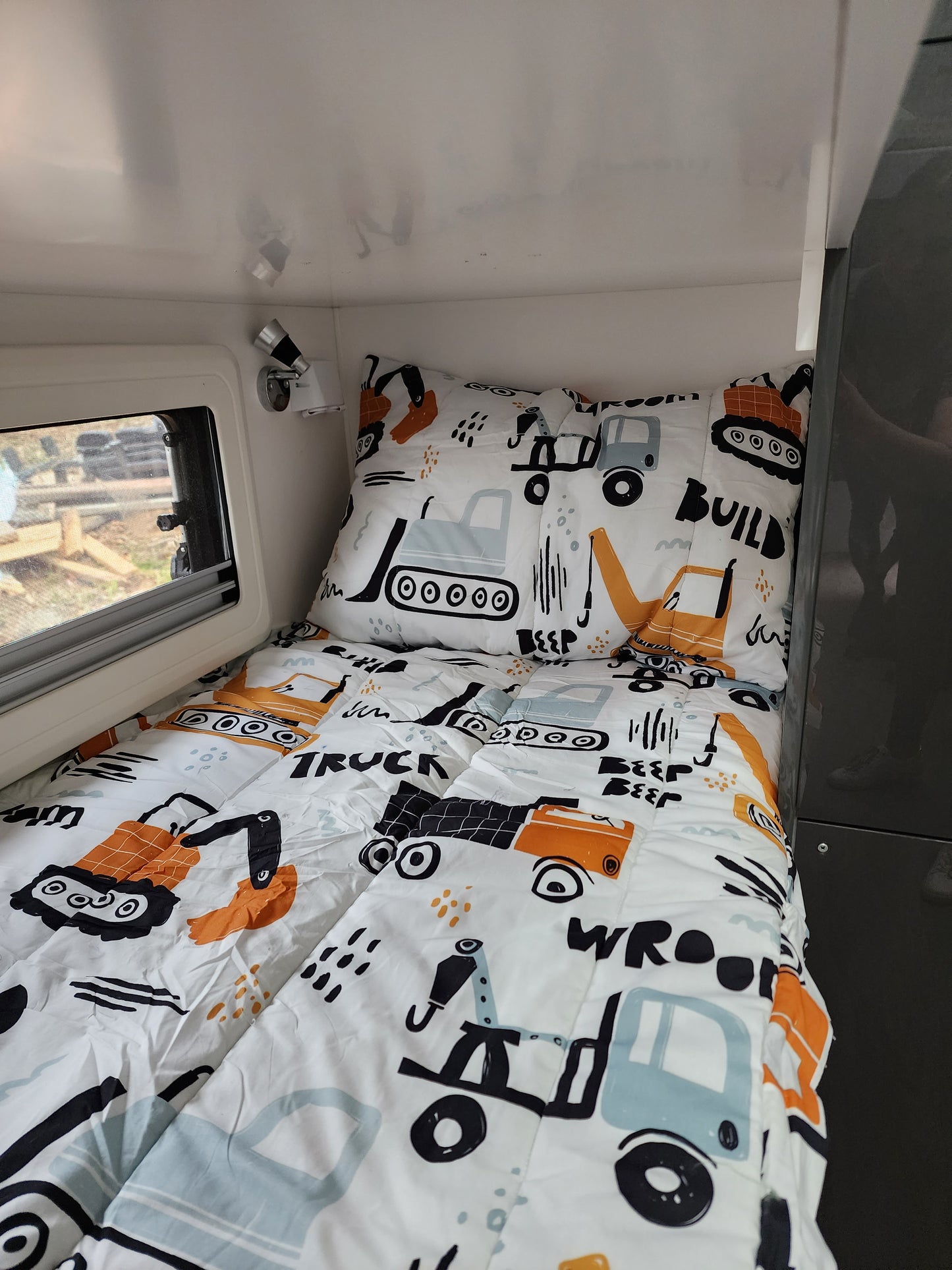 Single Bunk Bed Caravan Zip Quilt - Construction